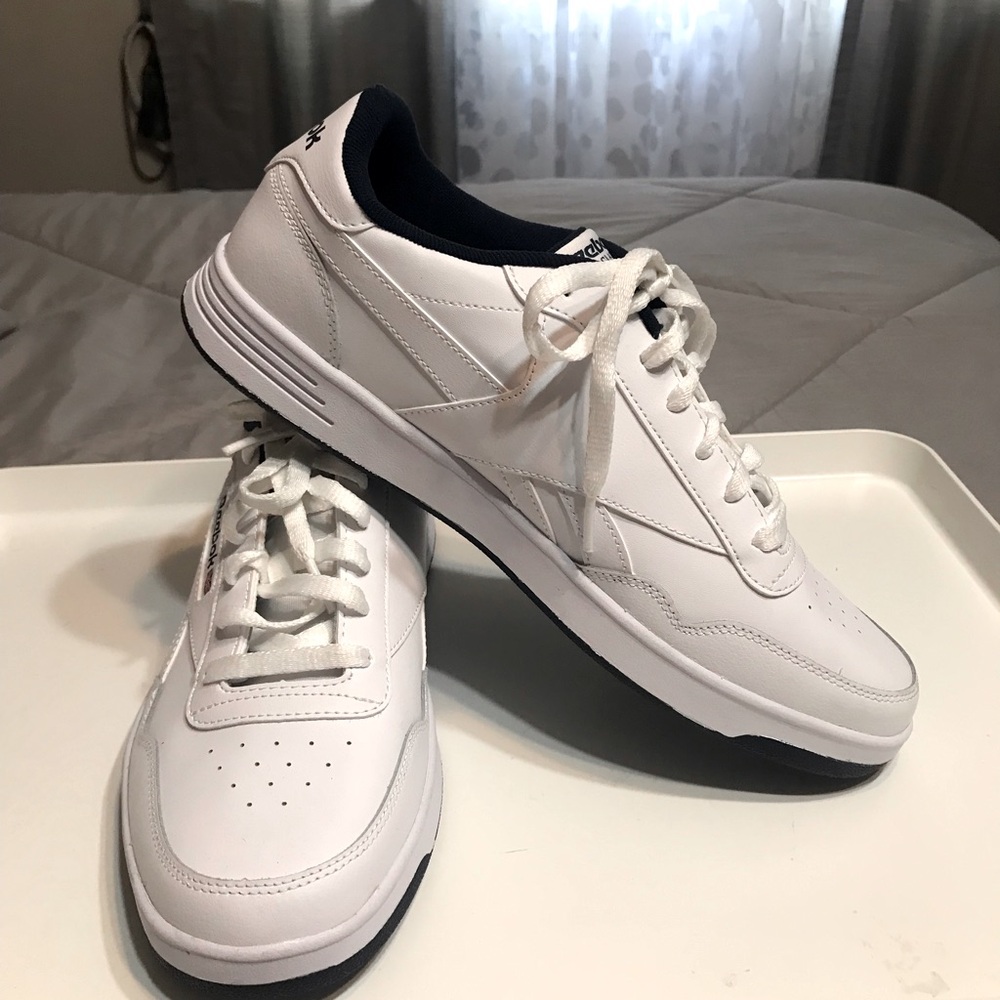NWOT REEBOK Memory tech Ortholite shoes size 11